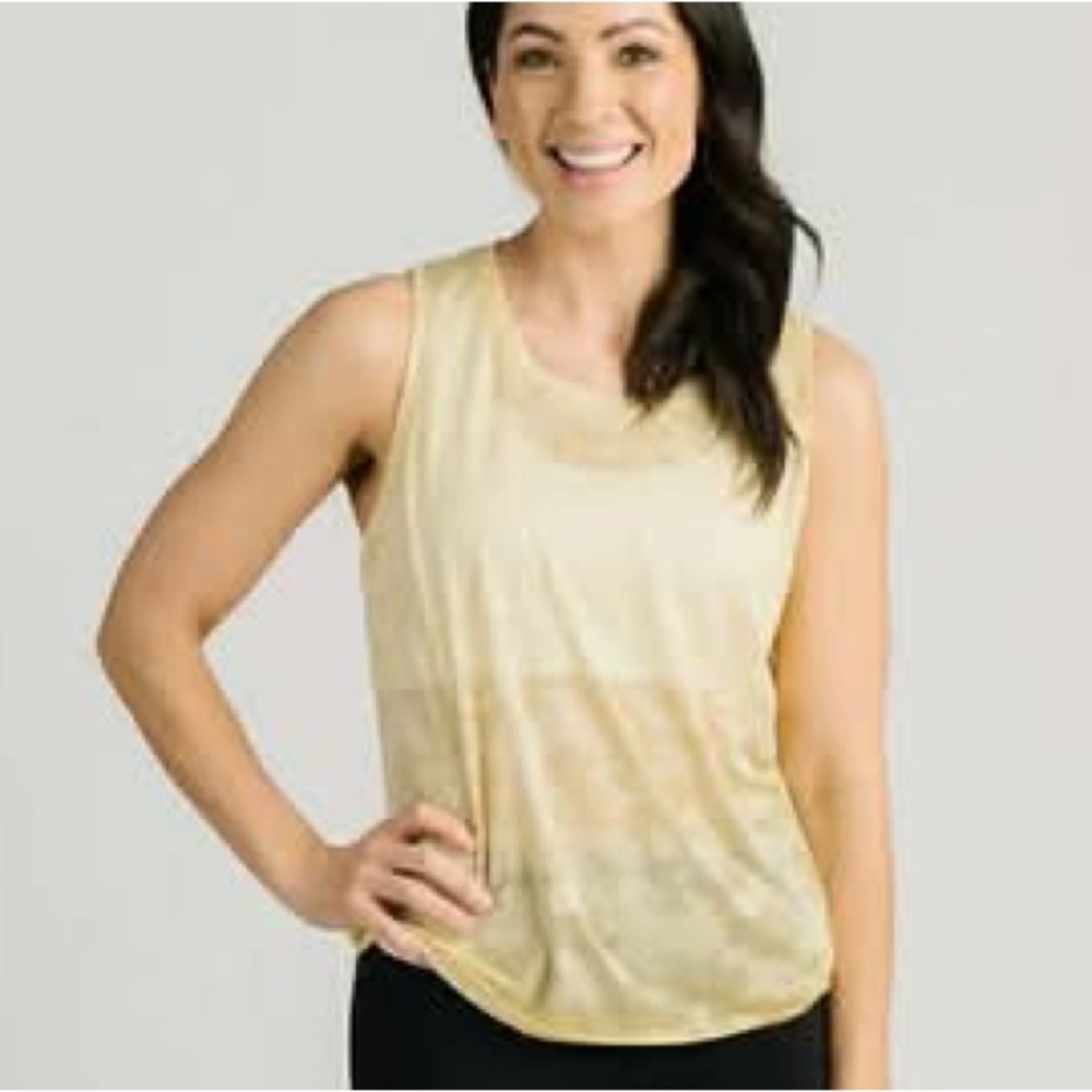 ZYIA Active Yellow Current Silky Camo Patterned Ventilated Muscle Tank - Long